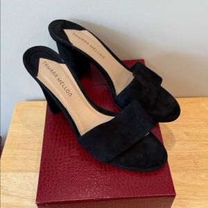 Tamara Mellon Black Suede Heels Size 42 (11M)